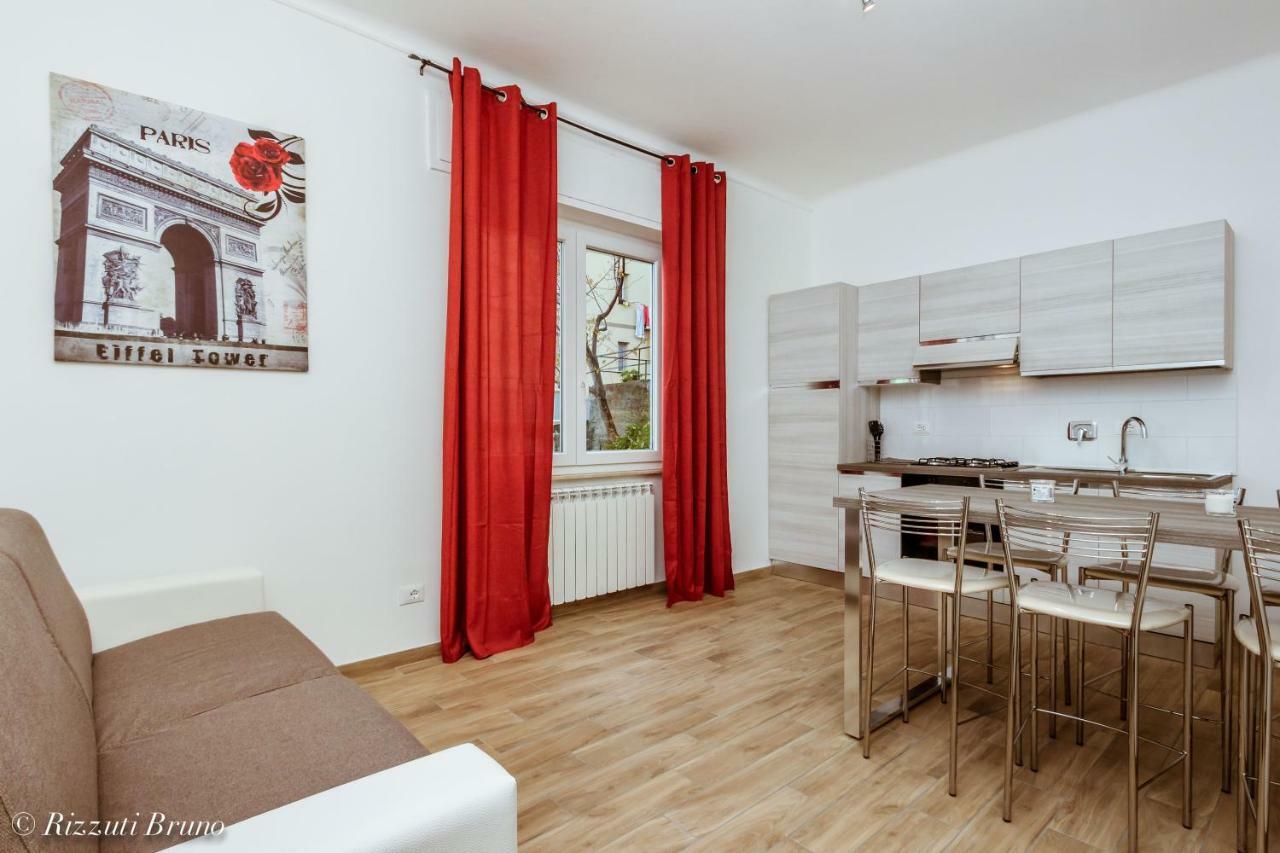 Happy House Apartamento Savona Exterior foto