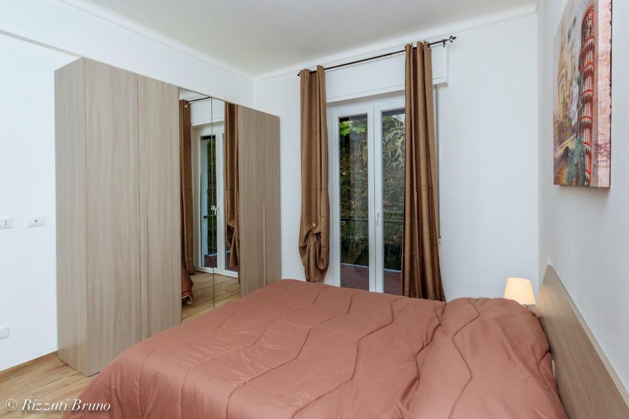 Happy House Apartamento Savona Exterior foto